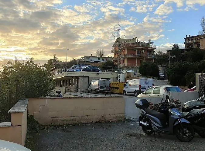 Roma Grey Suite